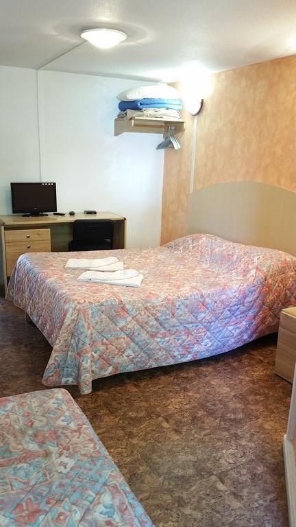 Hotel Le Pressoir - Auxerre Appoigny Luaran gambar