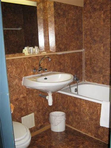 Hotel Le Pressoir - Auxerre Appoigny Luaran gambar
